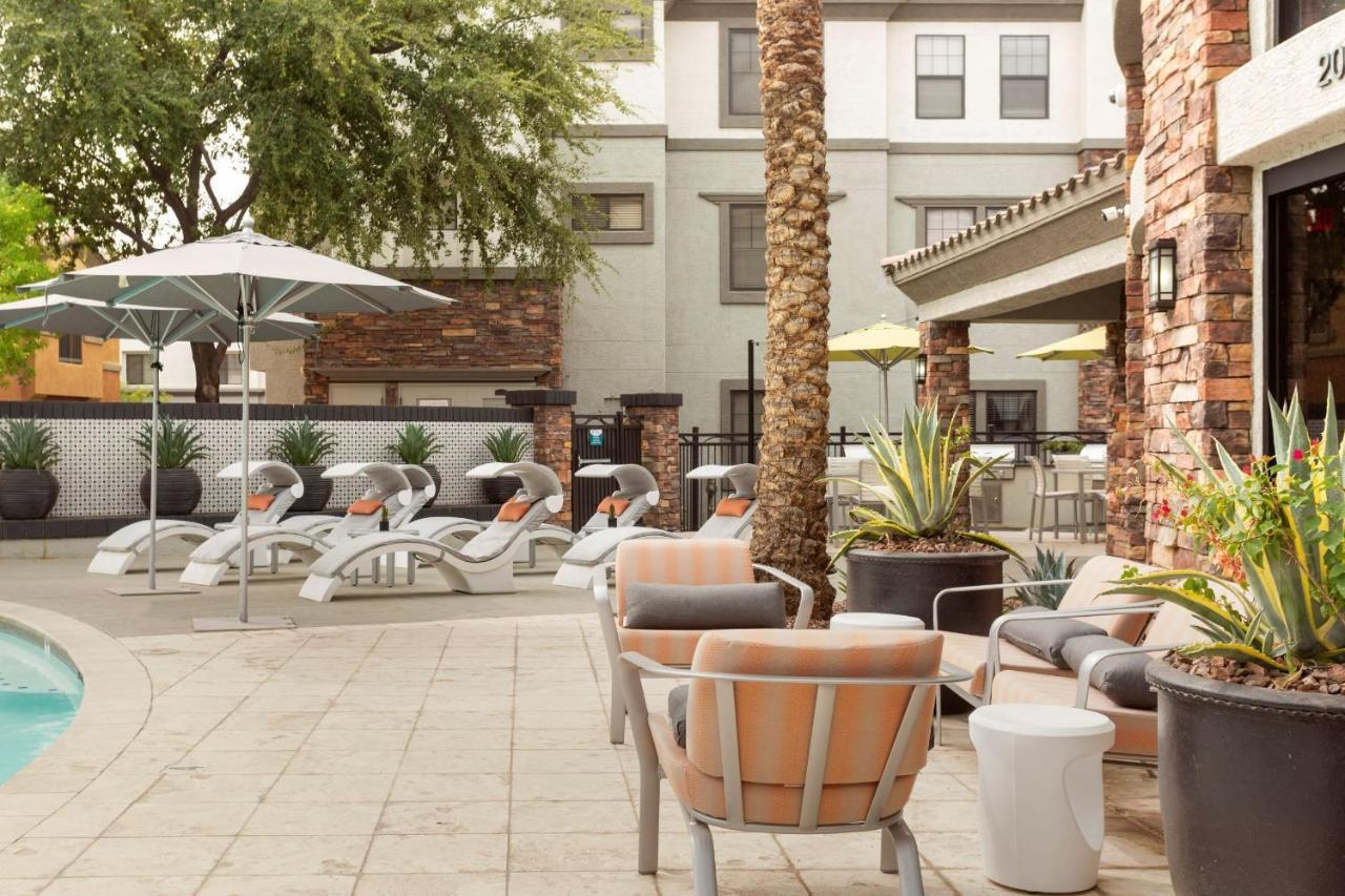 Cozysuites Glendale By The Stadium With Pool 01 Dış mekan fotoğraf